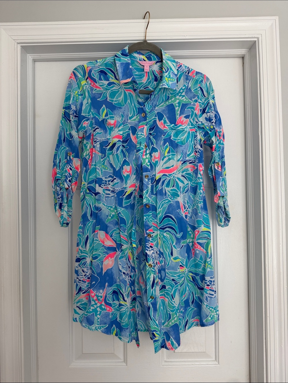 Lilly Pulitzer Blue & Teal Tropical shirt dress